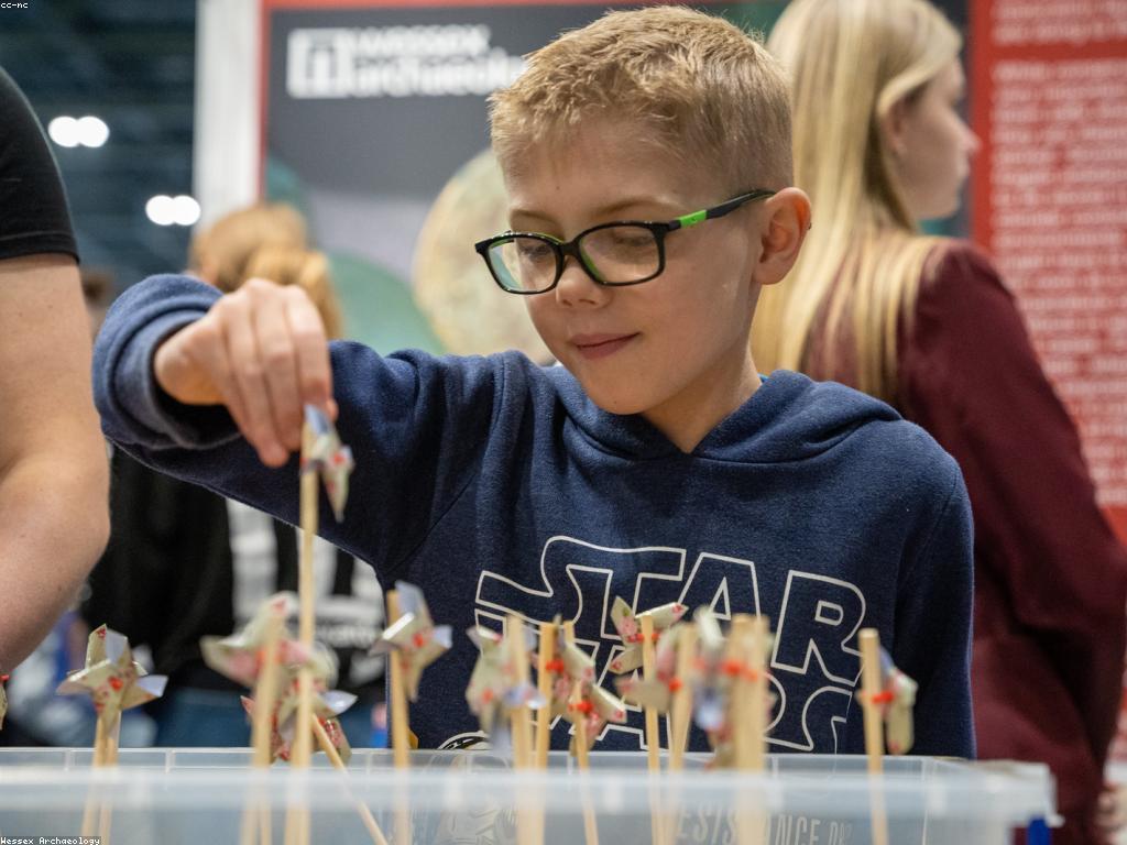 ការប្រើប្រាស់ភាពទាក់ទងសម្រាប់ការបង្រៀន